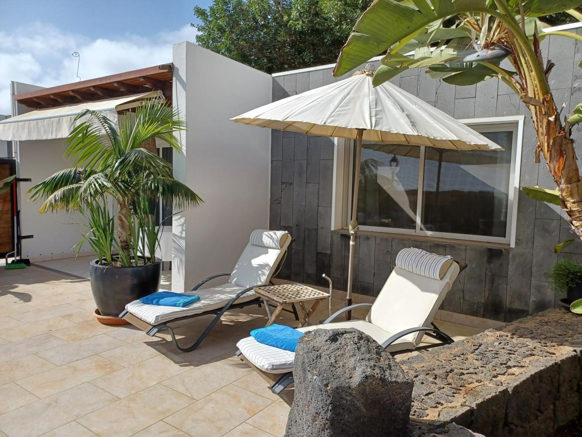 Villa Niki Mit Beheiztem Gemeinschaftspool Fuer 2 Appartments Las Breñas Dış mekan fotoğraf